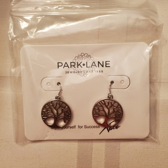 Park Lane Gwenyth Pierced Earrings Silver - Picture 3 of 6